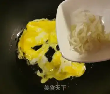 Make Tomatoes, halon noodles step 3