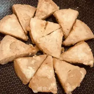 Make Fried pea powder step 9