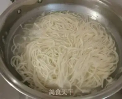 Make Tomatoes, halon noodles step 11