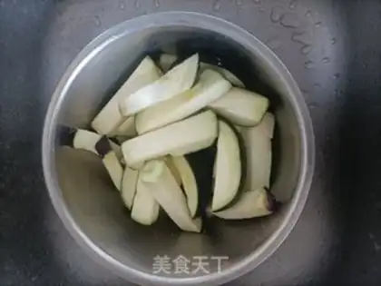 Make Cheese and pork noodles step 1