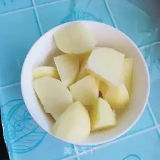 Make Five flowers for potatoes step 1