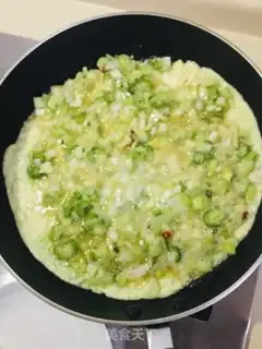 Make Hot pepper onion fried eggs step 6