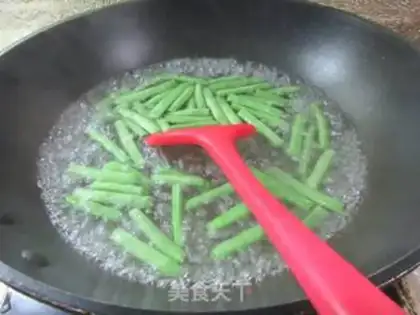Make ♪ Squeeze and make beans ♪ step 1