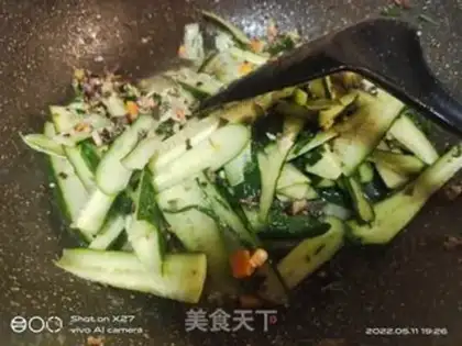 Make Wood and cucumber step 3