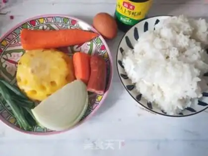 Make Pineapple rice step 0