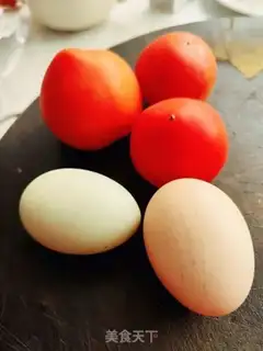 Make Tomato egg soup step 0