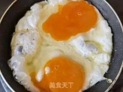 Make Chicken caterpillar omelet sprouts step 4