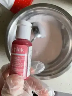 Make Lina Belle frosting cookies step 3