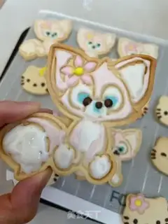 Make Lina Belle frosting cookies step 8