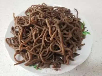 Make The green bean sprouts and the red potatoes step 0