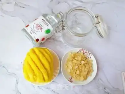 Make Homemade pineapple step 0