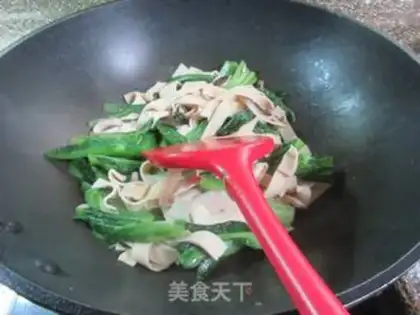 Make Fry mushrooms and wheat step 8