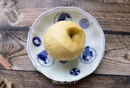 Make Cinnamon pine steam apples step 1