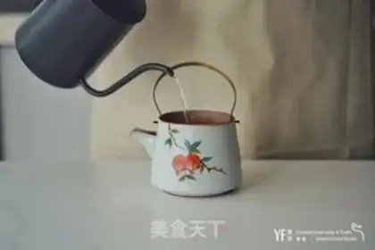 Make Little tea from iced twig step 2