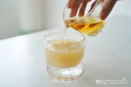 Make Little tea from iced twig step 7