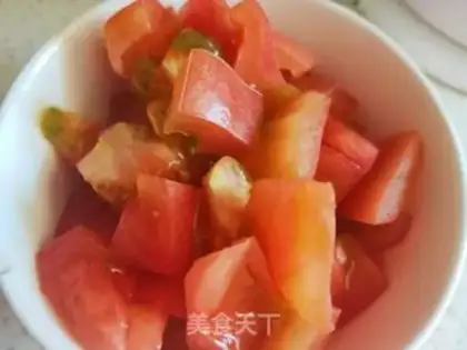 Make Tomato pasta fish soup step 0