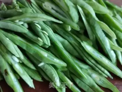 Make Spaghetti beans step 1