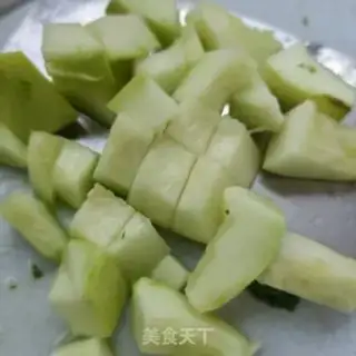 Make A melon juice step 2