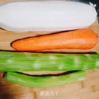 Make Sour chili step 0