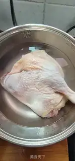 Make A duck with ice plum sauce step 0