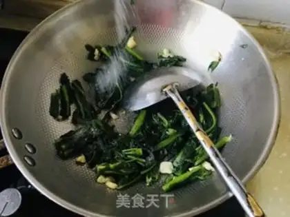 Make Garlic leaves step 4