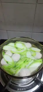 Make Porkball melon soup step 4