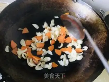 Make Carrot and lilies step 4