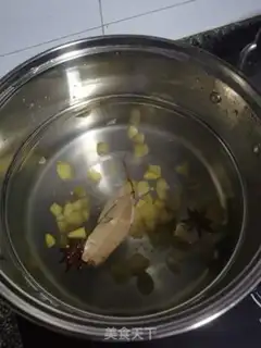 Make Lemon with pepper chicken claws step 1
