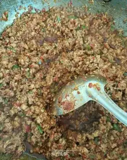 Make Secret meat sauce step 1