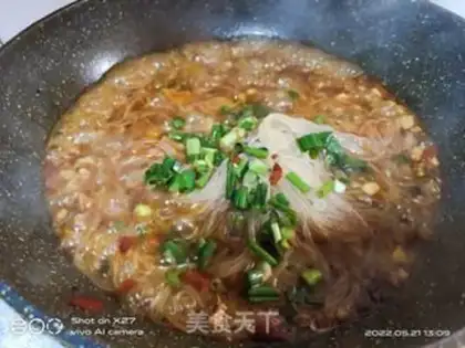 Make Garlic greasy eggs step 0