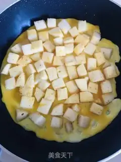 Make Fried eggs step 5
