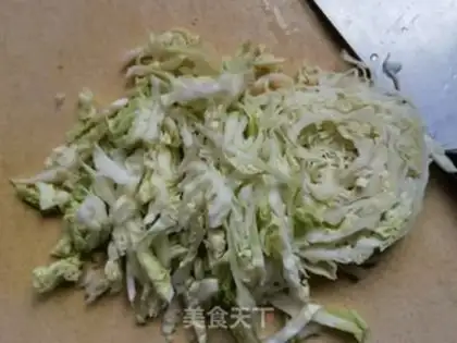 Make A cabbage with chicken legs step 0
