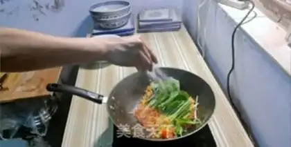 Make Fried noodles step 7