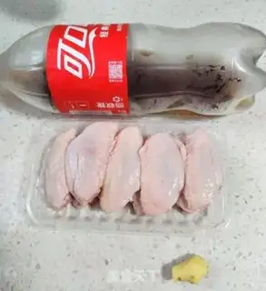Make Coke fried chicken wings step 0