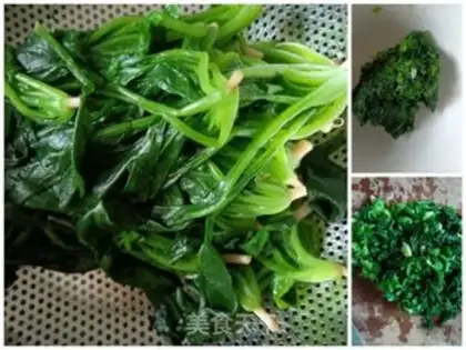 Make Spinach egg pastry step 0