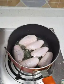 Make Coke fried chicken wings step 2