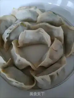 Make Spinach egg pastry step 8