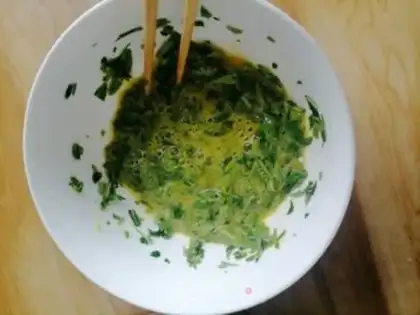 Make Fried eggs step 3