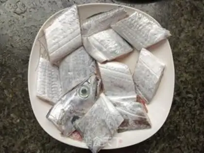 Make Red-fried fish step 0
