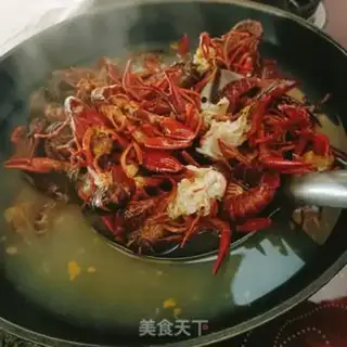 Make Spicy lobster step 4