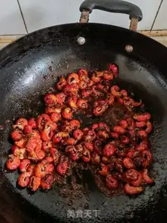 Make Spicy shrimp tail step 3