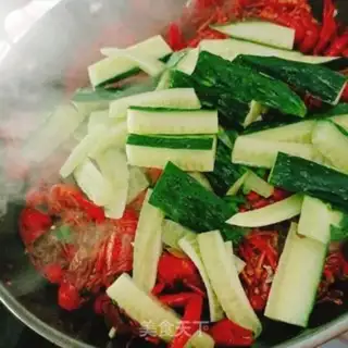 Make Spicy lobster step 13