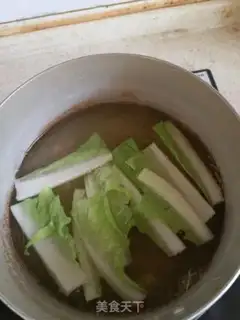 Make Black chicken claws with red oil step 1