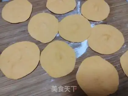 Make Pumpkin bean buns step 5