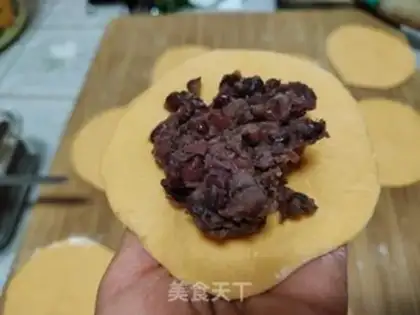 Make Pumpkin bean buns step 6
