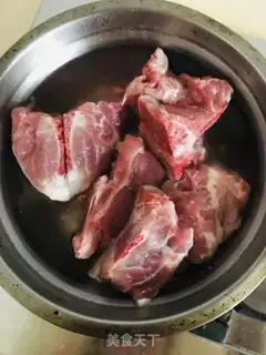 Make Soybean carrot apple bone soup step 0
