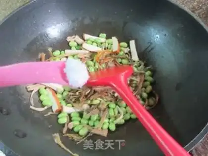 Make Scrambled and dried beans step 5