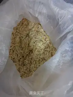 Make Shrimp peels step 1