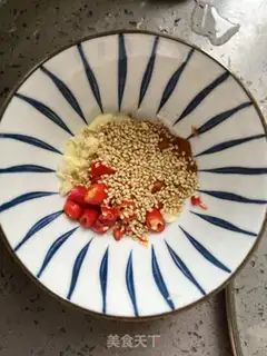 Make cucumber with eggs step 0
