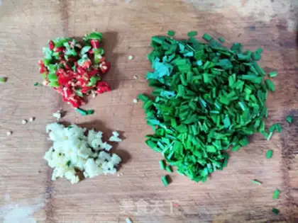 Make Fried roses step 4